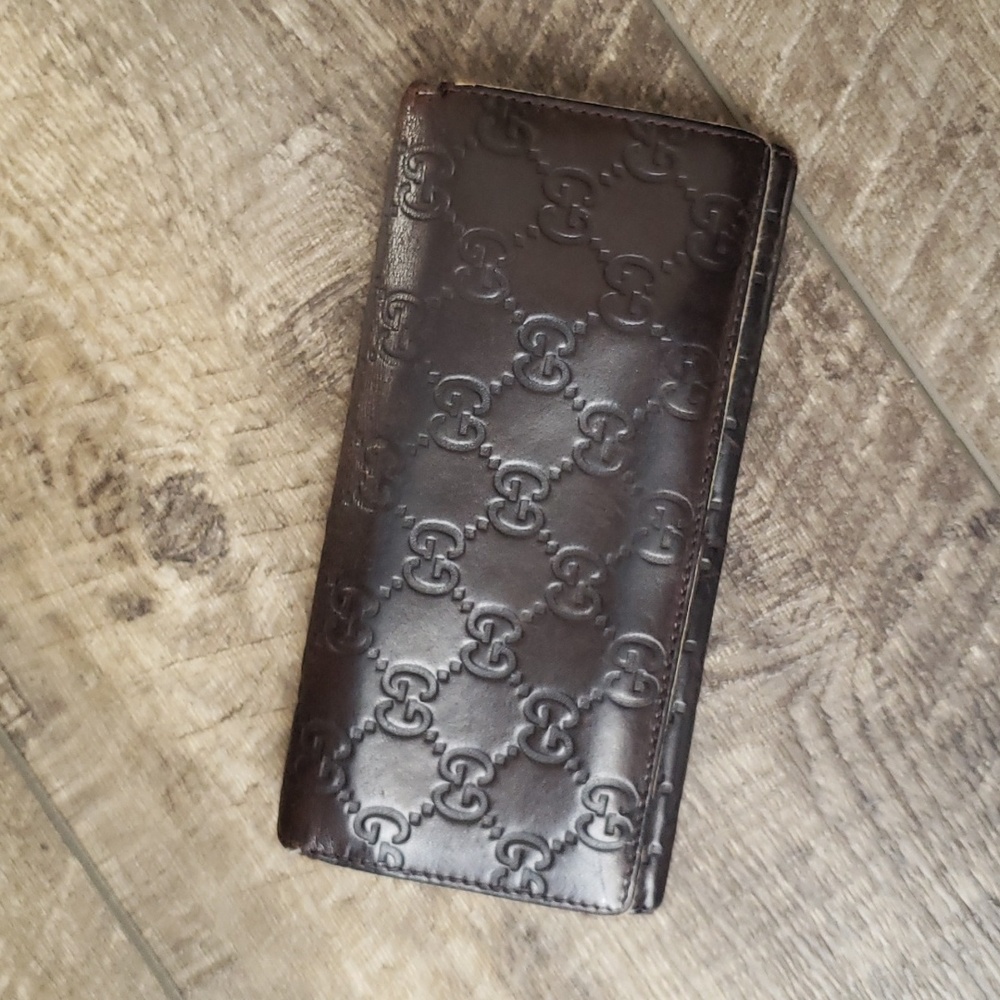 Gucci guccissima continental wallet